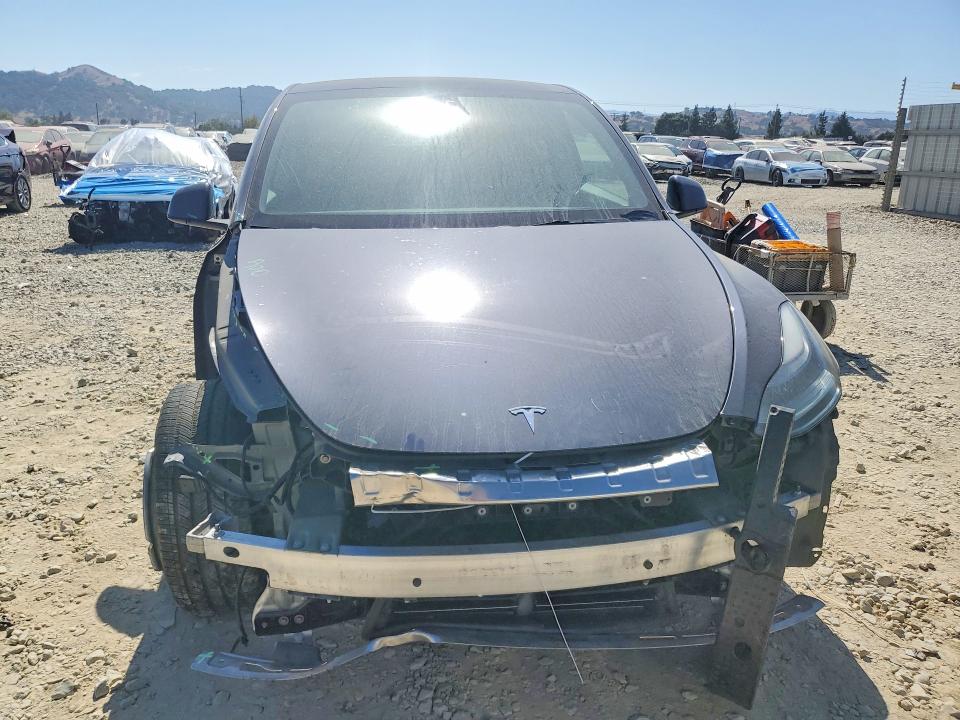Foto 5 de la subasta – 2022 TESLA MODEL Y con VIN 7SAYGDEE9NF560542