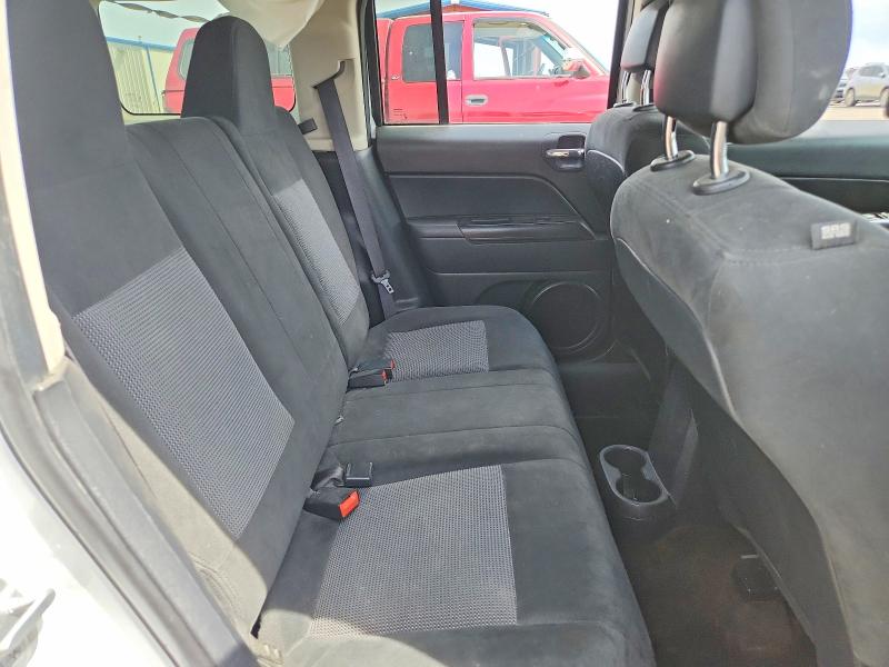 Photo 10 from auction – 2016 JEEP PATRIOT with VIN 1C4NJRFB3GD630906