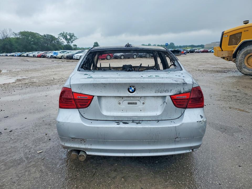 Zdjęcie 6 z aukcji – 2010 BMW 328 z VIN WBAPK5C52AA653290