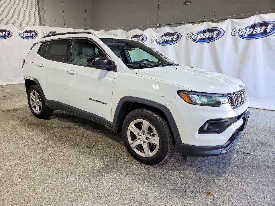 Photo 4 from auction – 2023 JEEP COMPASS with VIN 3C4NJDBN4PT561768
