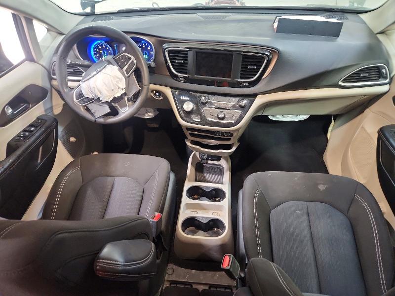 Photo 8 from auction – 2023 CHRYSLER VOYAGER with VIN 2C4RC1CG9PR580667