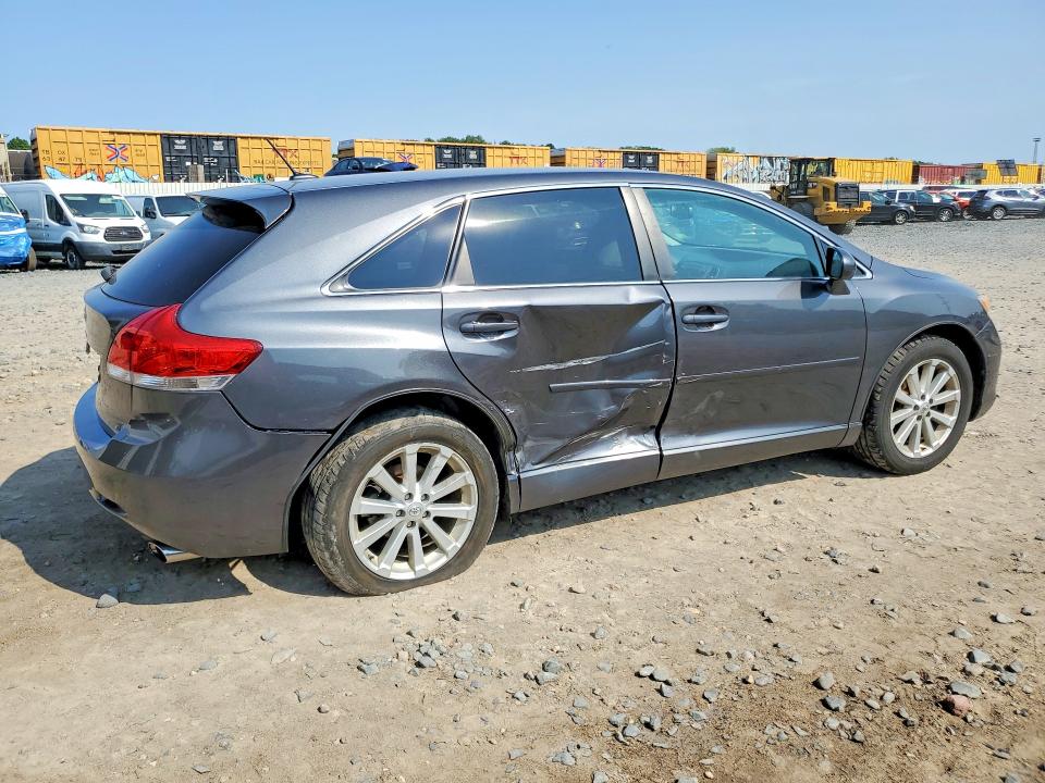 Photo 3 from auction – 2011 TOYOTA VENZA with VIN 4T3ZA3BB4BU039578