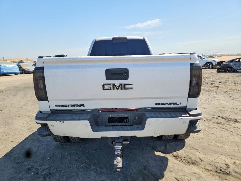 Photo 6 from auction – 2019 GMC SIERRA with VIN 1GT42WEY4KF268787