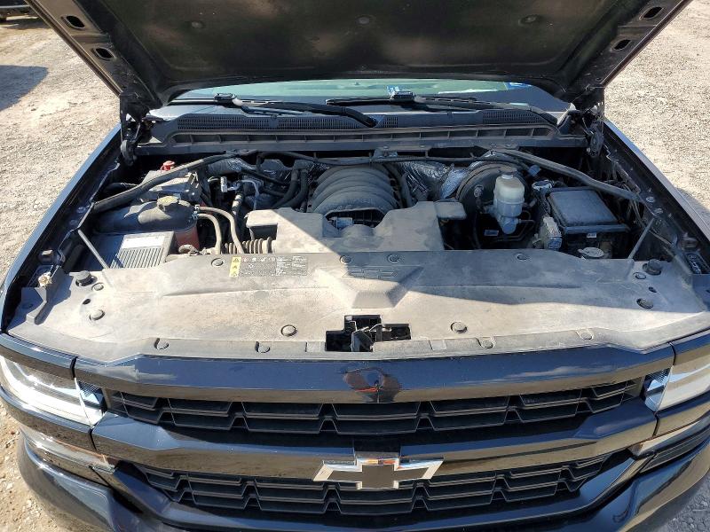 Zdjęcie 11 z aukcji – 2018 CHEVROLET SILVERADO z VIN 1GCRCPEC0JZ262852