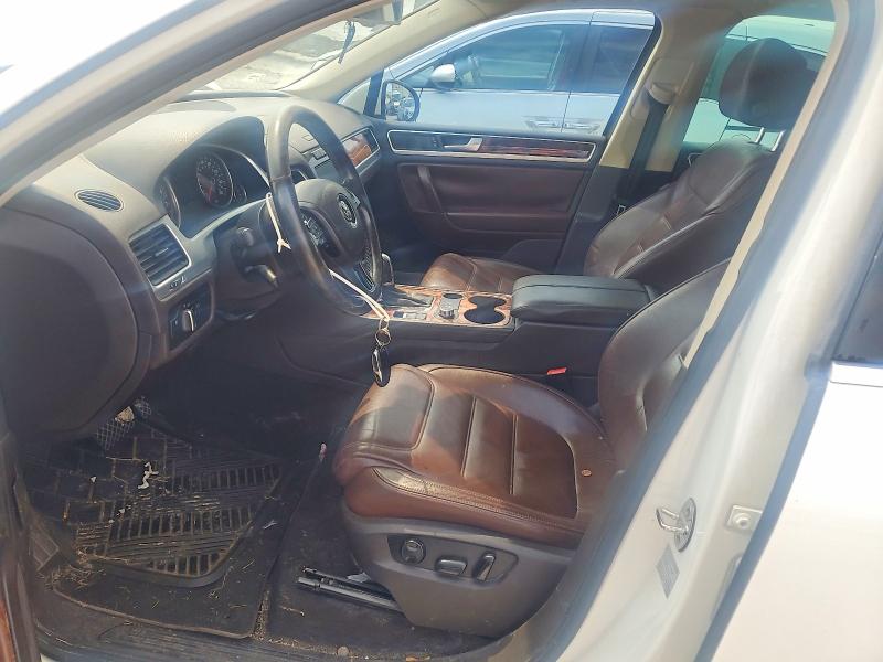 Photo 7 from auction – 2012 VOLKSWAGEN TOUAREG with VIN WVGFF9BP3CD003135