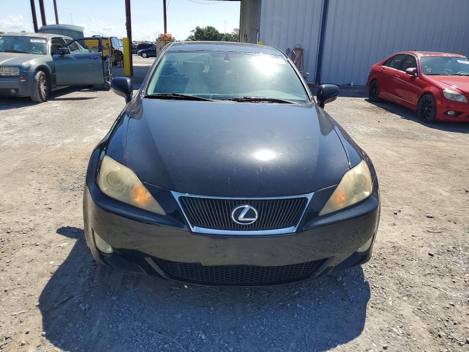 Photo 5 from auction – 2008 LEXUS IS with VIN JTHCK262085025988