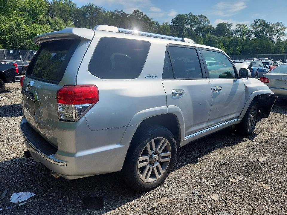 Photo 3 from auction – 2012 TOYOTA 4RUNNER with VIN JTEBU5JR6C5082679