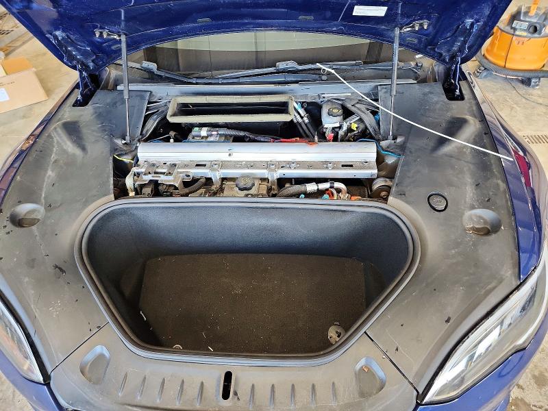Photo 11 from auction – 2022 TESLA MODEL S with VIN 5YJSA1E69NF478628