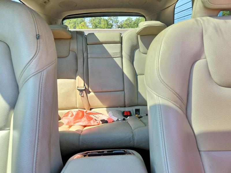 Photo 10 from auction – 2019 VOLVO XC60 with VIN LYV102RL0KB357634