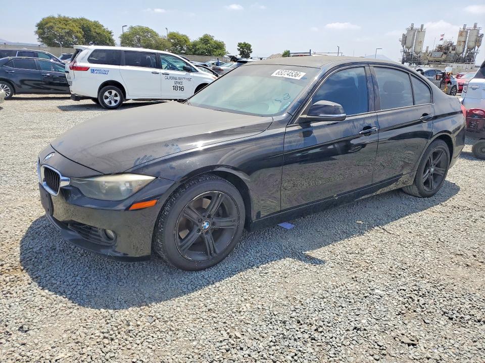 BMW 328 2013 with VIN WBA3C1C55DF443276 - Photo from auction