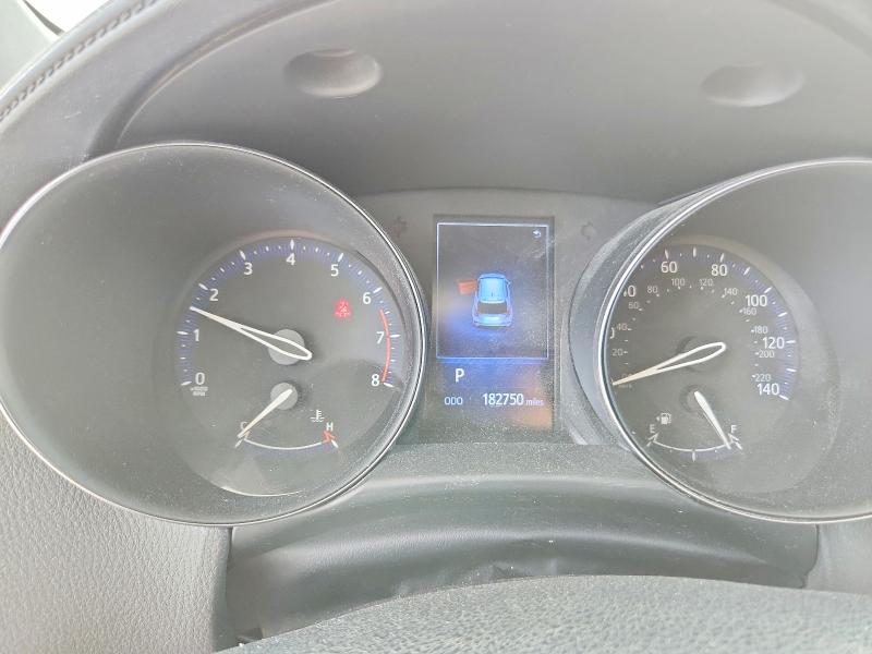 Photo 9 from auction – 2018 TOYOTA C-HR with VIN NMTKHMBX0JR005277