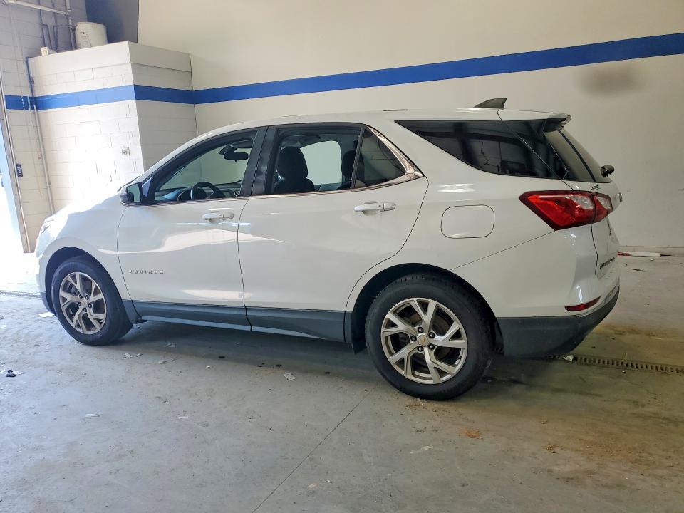 Photo 2 from auction – 2018 CHEVROLET EQUINOX with VIN 2GNAXTEX6J6171701