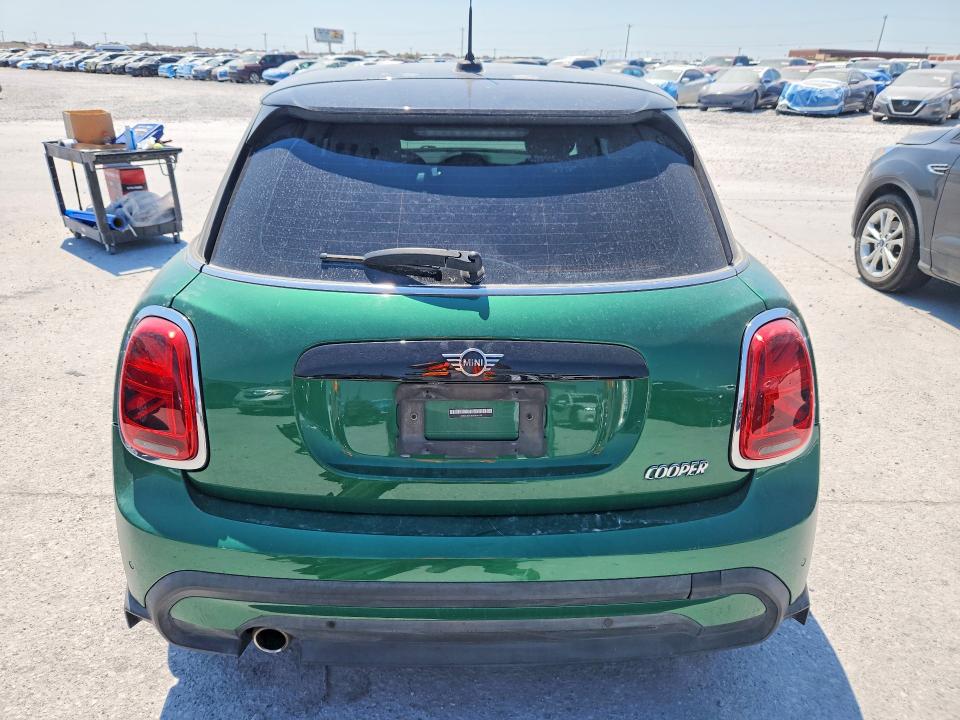 Photo 6 from auction – 2022 MINI COOPER with VIN WMW33DK06N2R94140