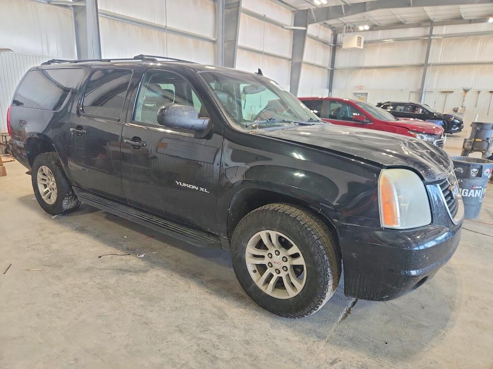 Снимка 4 от търг – 2011 GMC YUKON XL с VIN 1GKS2KE38BR191235