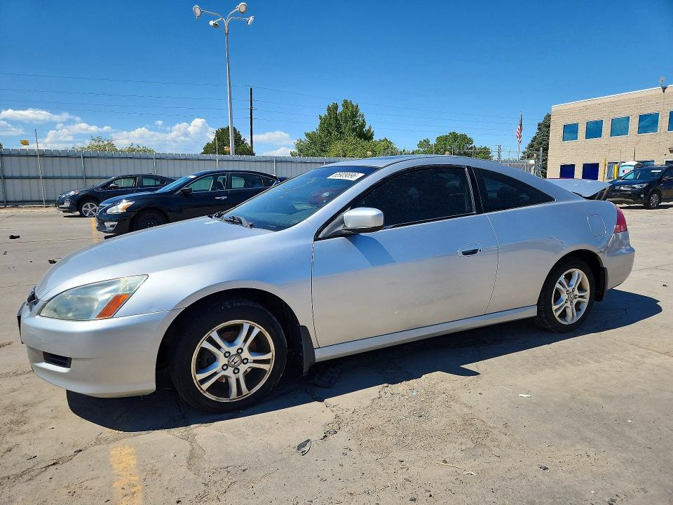 HONDA ACCORD 2006 с VIN 1HGCM72606A010866 - Снимка от търг