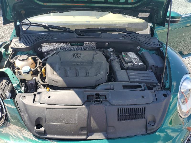 Photo 11 from auction – 2018 VOLKSWAGEN BEETLE with VIN 3VWJD7AT5JM714079