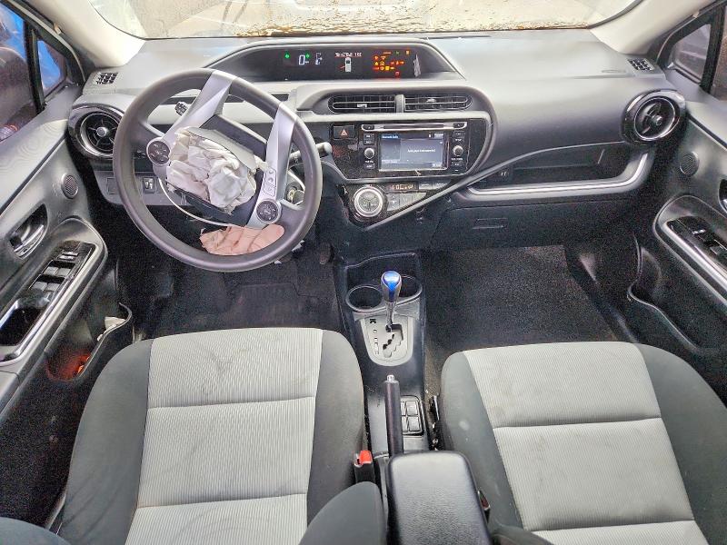 Photo 8 from auction – 2016 TOYOTA PRIUS C with VIN JTDKDTB34G1118675