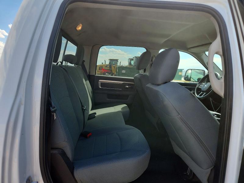 Photo 11 from auction – 2016 RAM 2500 with VIN 3C6UR5DL3GG198868