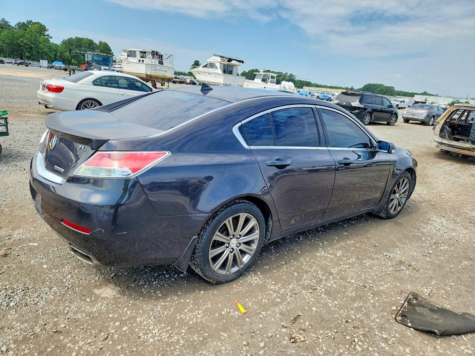 Photo 3 from auction – 2014 ACURA TL with VIN 19UUA8F3XEA002727