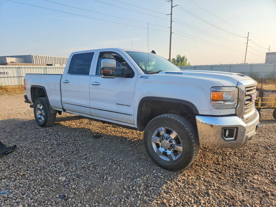 Photo 4 from auction – 2018 GMC SIERRA with VIN 1GT12TEY4JF258261