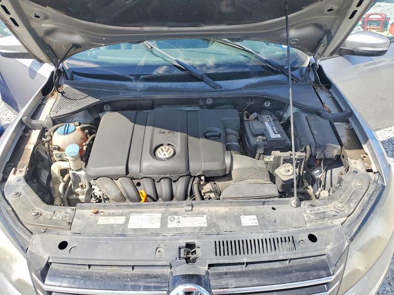 Photo 11 from auction – 2013 VOLKSWAGEN PASSAT with VIN 1VWAP7A33DC009794