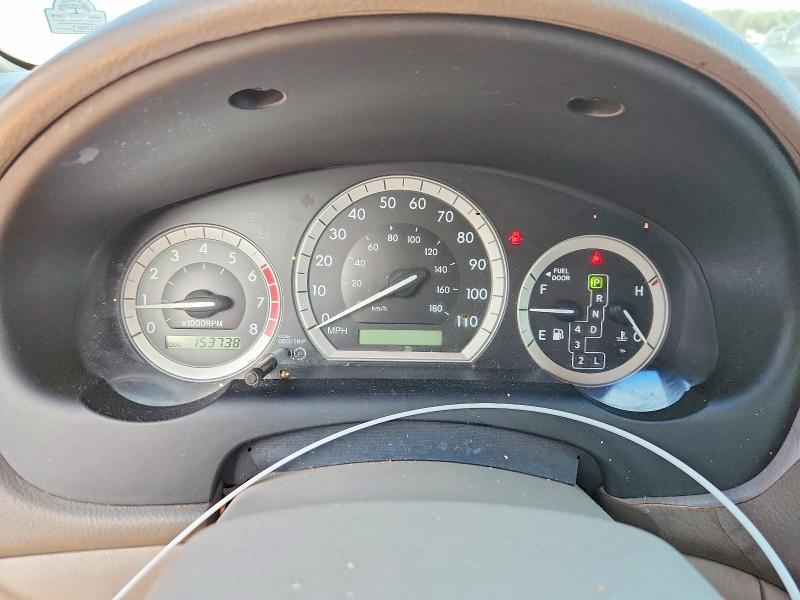 Photo 9 from auction – 2004 TOYOTA SIENNA with VIN 5TDBA22C04S007543