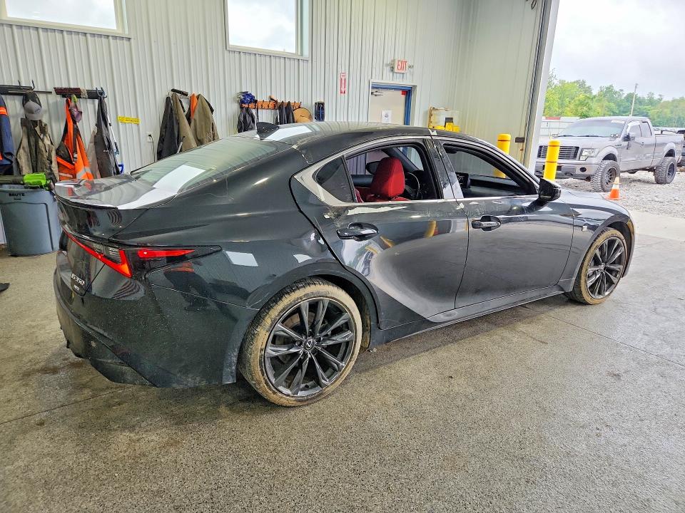 Photo 3 from auction – 2023 LEXUS IS 350 with VIN JTHGZ1E24P5032000