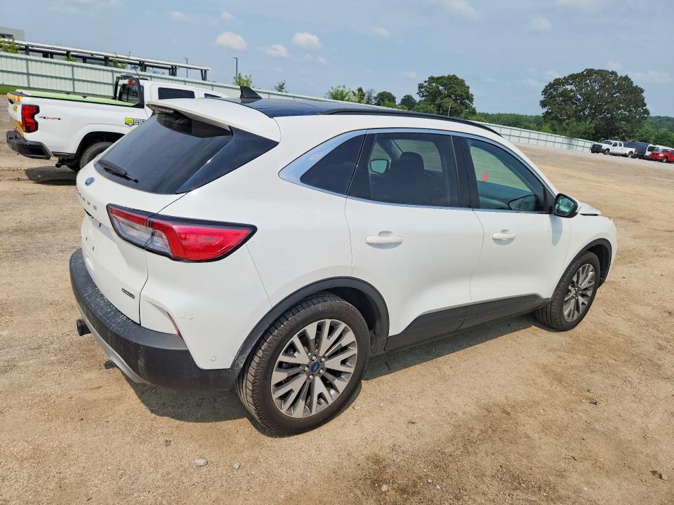 Photo 3 from auction – 2021 FORD ESCAPE with VIN 1FMCU9DZ9MUB20405