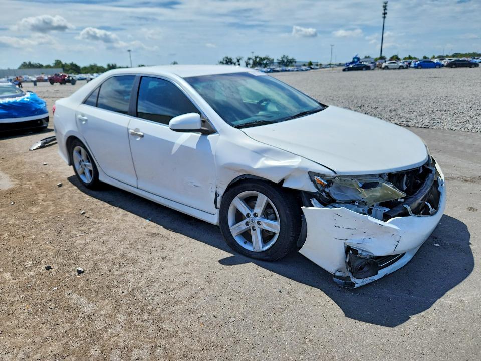 Photo 4 from auction – 2012 TOYOTA CAMRY with VIN 4T1BF1FK1CU561869