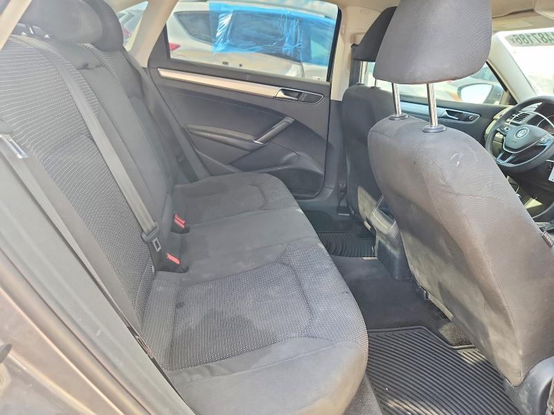 Photo 10 from auction – 2017 VOLKSWAGEN PASSAT with VIN 1VWAT7A39HC086199