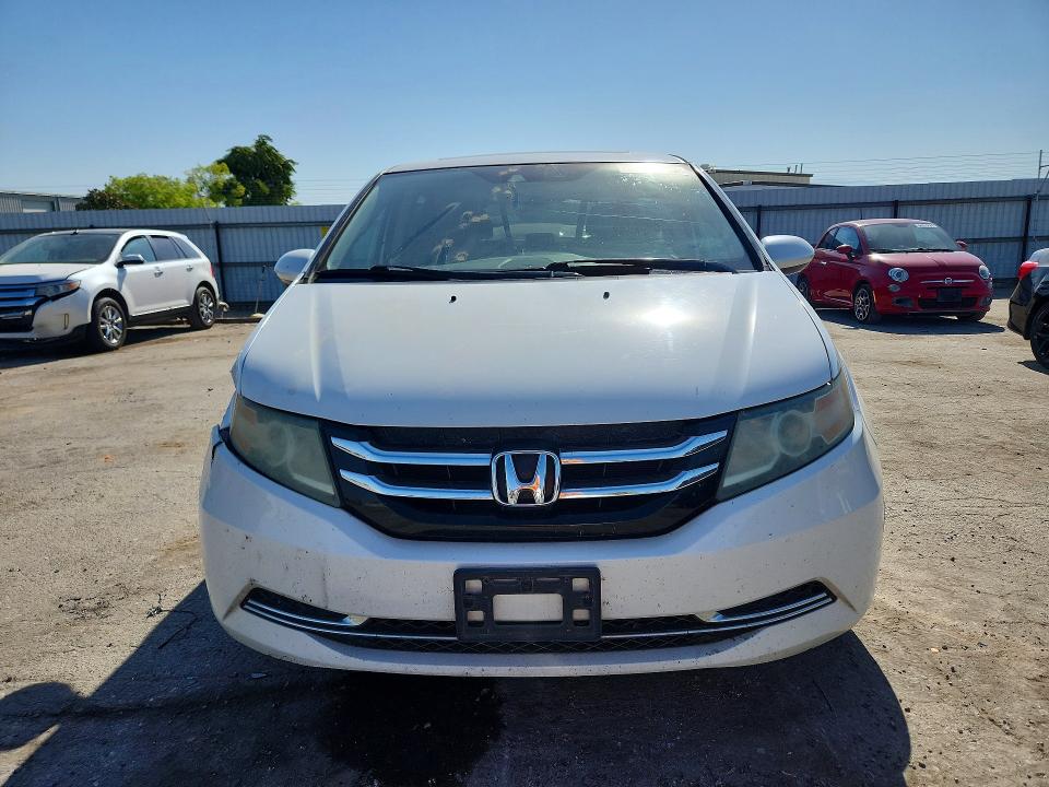 Photo 5 from auction – 2016 HONDA ODYSSEY with VIN 5FNRL5H67GB040043