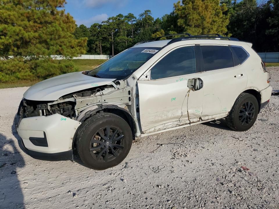 NISSAN ROGUE 2018 with VIN 5N1AT2MT7JC797953 - Photo from auction