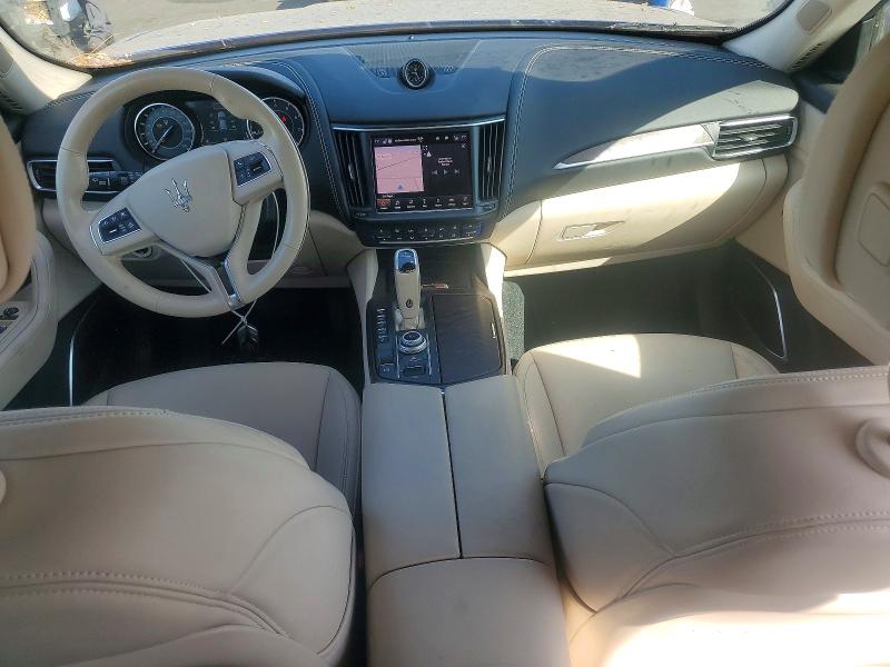 Photo 8 from auction – 2022 MASERATI LEVANTE with VIN ZN661XUA9NX398535