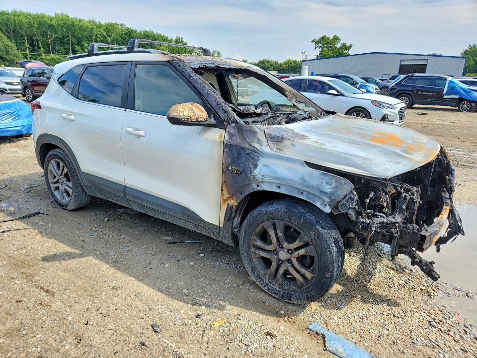 Photo 4 from auction – 2021 KIA SELTOS with VIN KNDEUCAA2M7082829