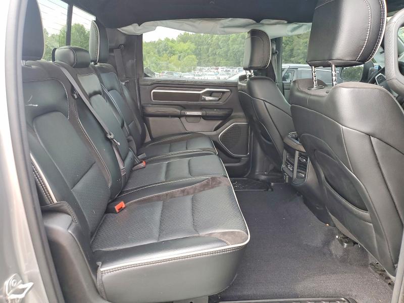 Снимка 10 от търг – 2025 RAM 1500 с VIN 1C6SRFJP3SN510241