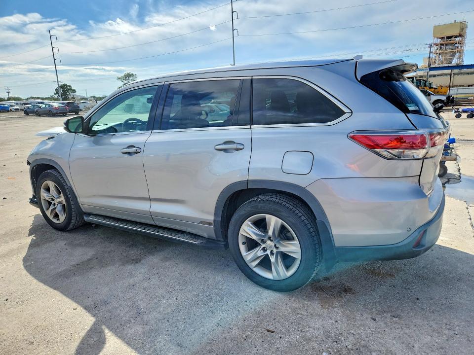 Photo 2 from auction – 2014 TOYOTA HIGHLANDER with VIN 5TDYKRFH0ES015925