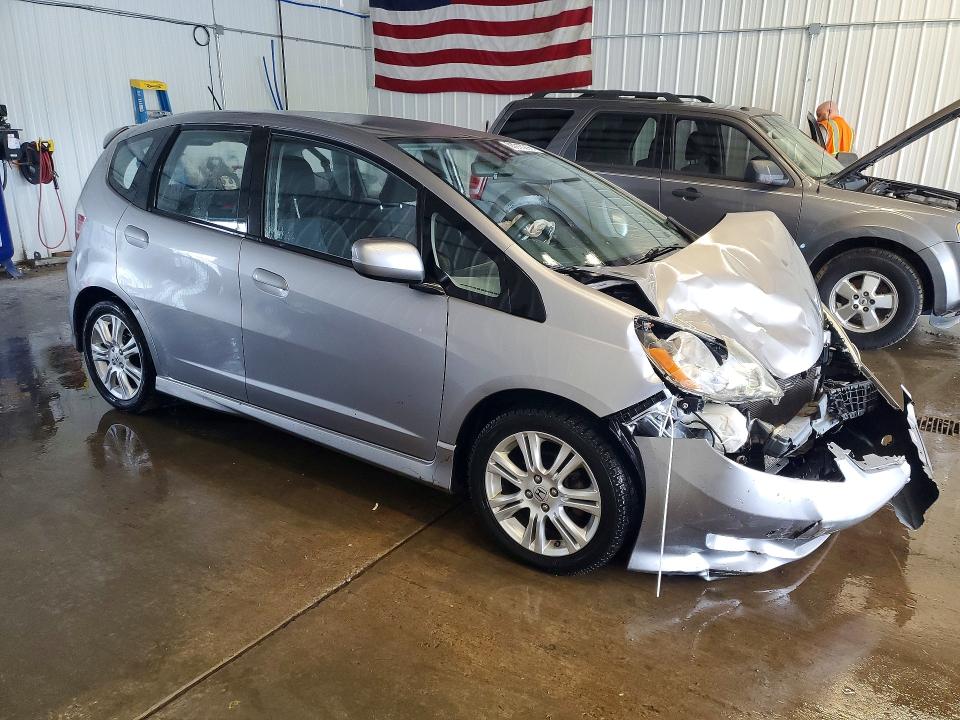 Photo 4 from auction – 2010 HONDA FIT with VIN JHMGE8H49AC006156