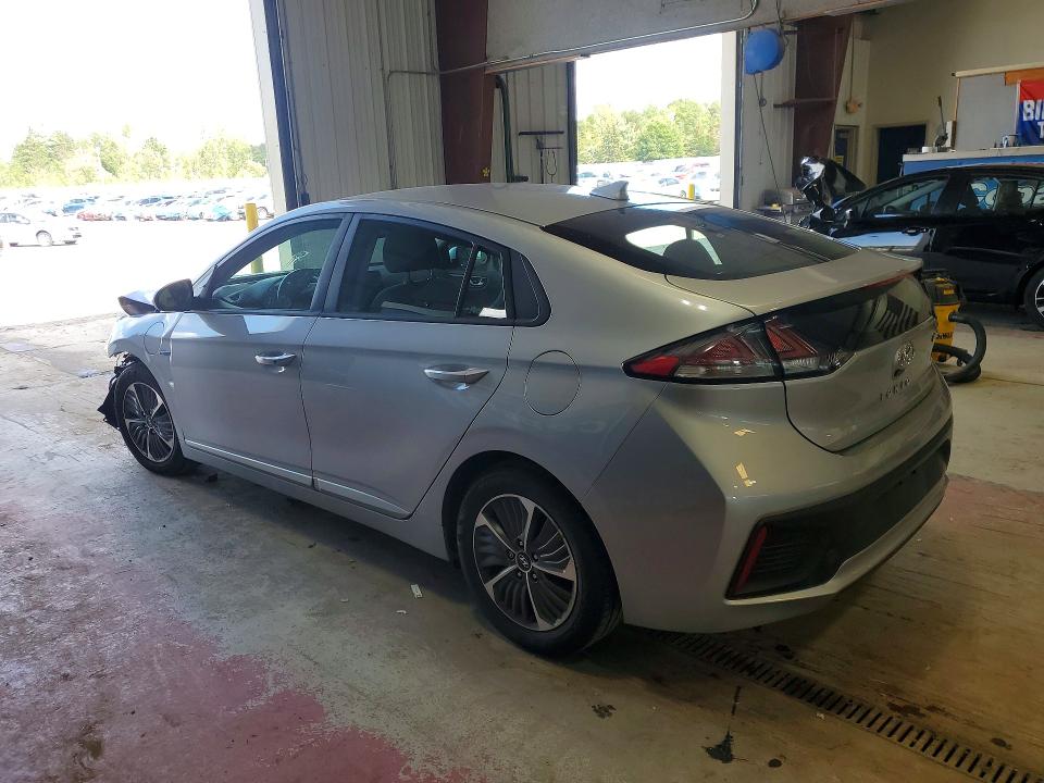 Photo 2 from auction – 2020 HYUNDAI IONIQ with VIN KMHC65LD8LU231700