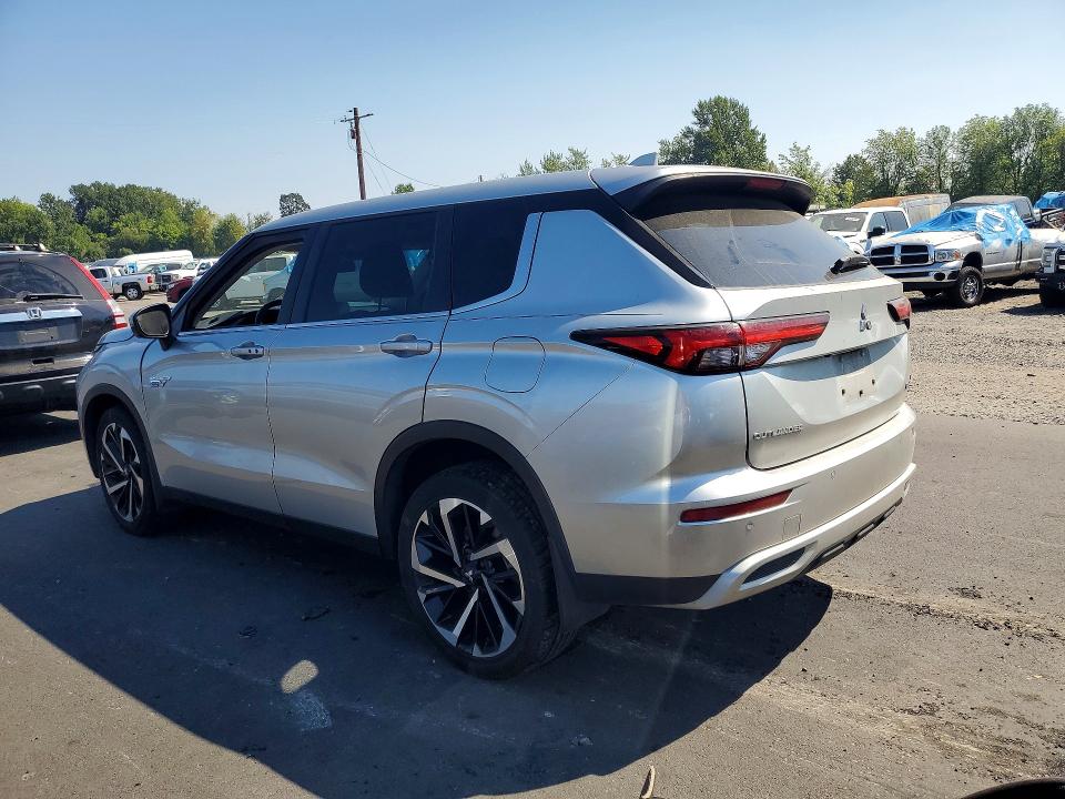 Photo 2 from auction – 2023 MITSUBISHI OUTLANDER with VIN JA4T5UA95PZ028928