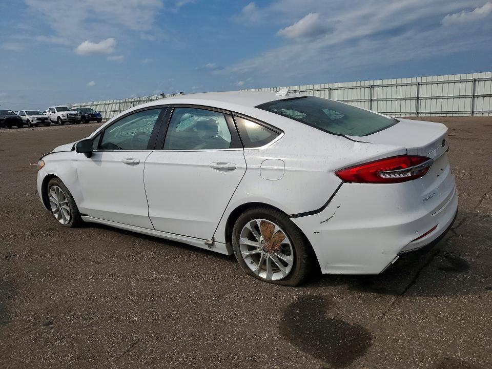 Photo 2 from auction – 2020 FORD FUSION with VIN 3FA6P0HD3LR189184