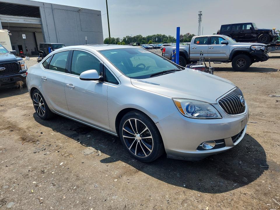 Photo 4 from auction – 2017 BUICK VERANO with VIN 1G4PR5SK3H4106605