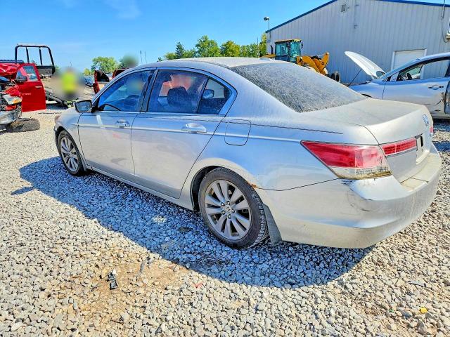 Photo 2 from auction – 2011 HONDA ACCORD with VIN 1HGCP2F83BA075095