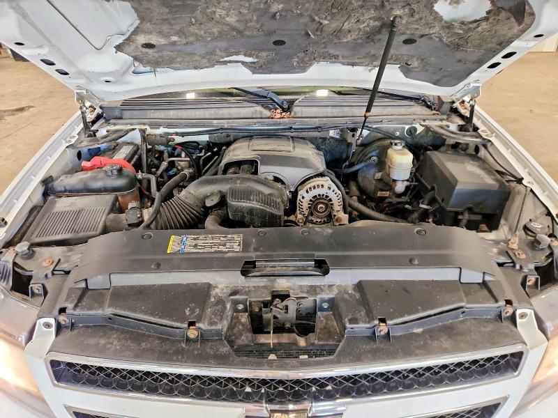Photo 12 from auction – 2009 CHEVROLET SUBURBAN with VIN 1GNFK26399R243727