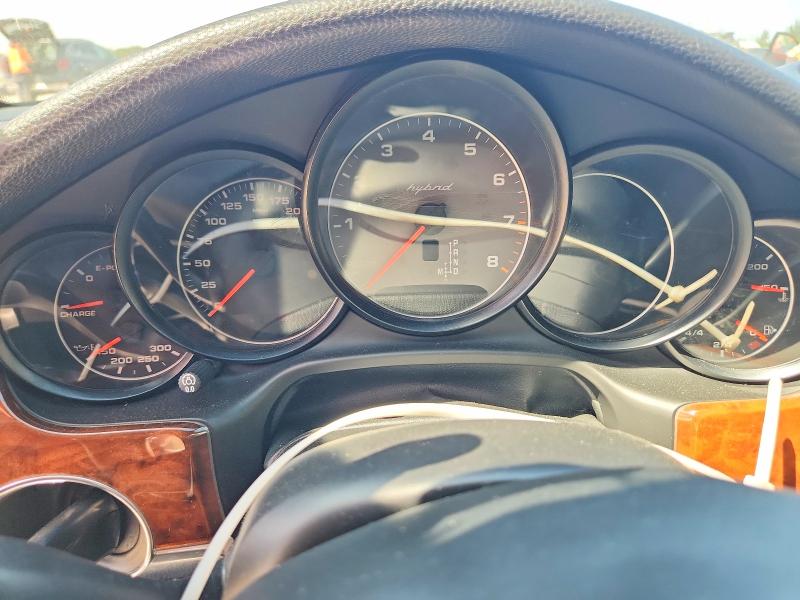Photo 9 from auction – 2013 PORSCHE PANAMERA with VIN WP0AD2A74DL045303