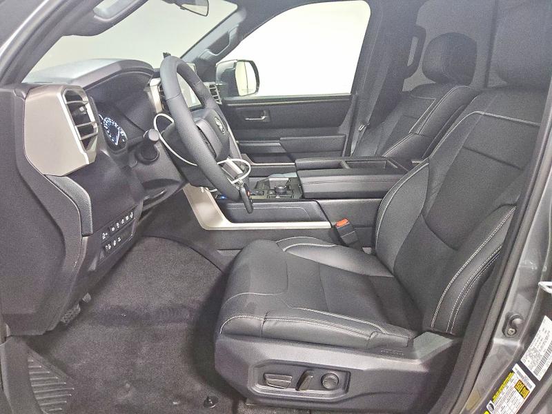 Photo 7 from auction – 2026 TOYOTA TUNDRA with VIN 5TFLA5EC5TX051256