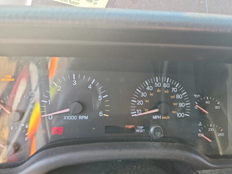 Photo 9 from auction – 2001 JEEP CHEROKEE with VIN 1J4FF58S51L563342