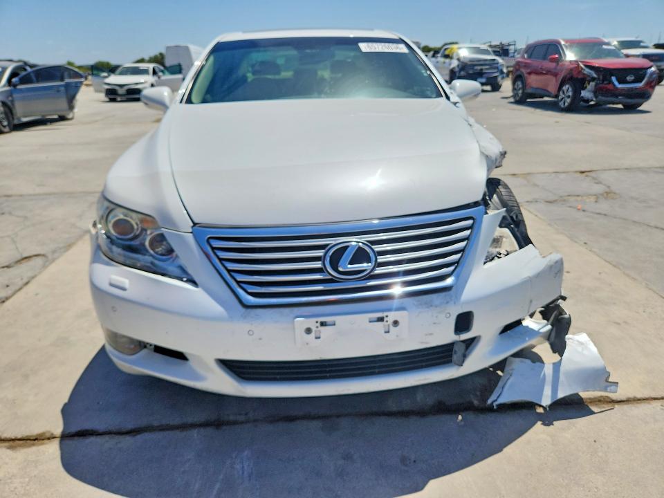 Zdjęcie 5 z aukcji – 2010 LEXUS LS z VIN JTHBL5EF8A5093475