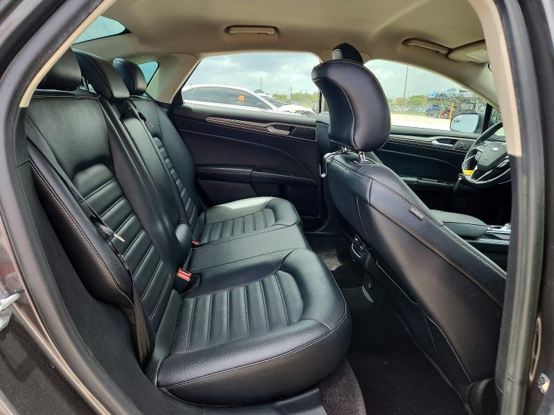 Photo 10 from auction – 2017 FORD FUSION with VIN 3FA6P0HD8HR372085