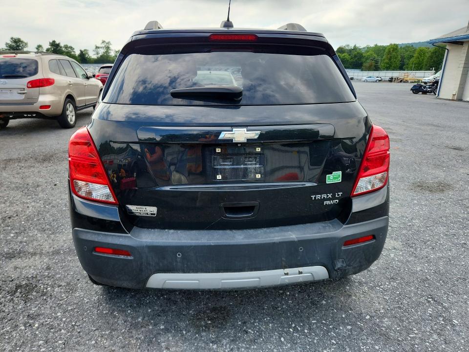 Photo 6 from auction – 2015 CHEVROLET TRAX with VIN KL7CJRSB1FB109591