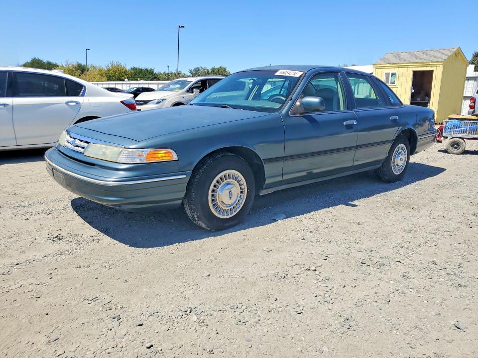 1996 FORD CROWN VICTORIA